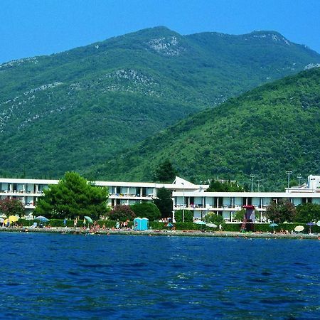 Hotel Kamelija Donja Lastva Exterior foto